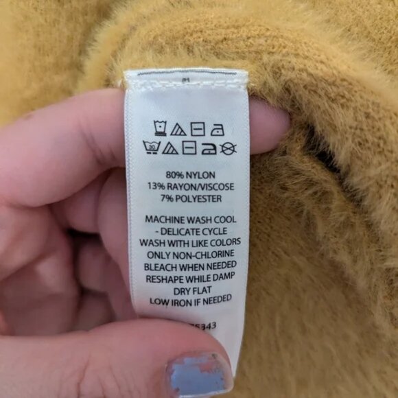 Rachel Zoe fuzzy knit V-neck pullover sweater mustard yellow women's size M - Picture 4 of 4